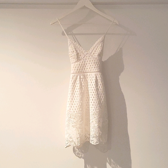 White Lace Mini Dress - Picture 1 of 3